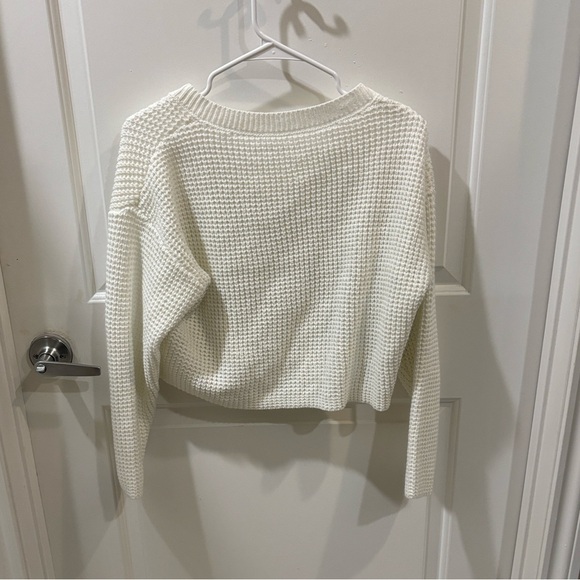 Jumppmile Pullover Crop Sweater - Picture 4 of 4